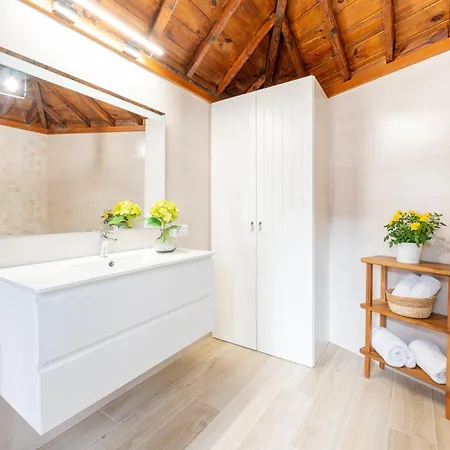 Home2book La Casita Del Muelle * Garachico (Tenerife)