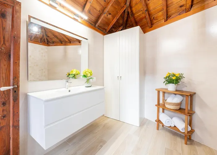 Home2book La Casita Del Muelle * ガラチコ